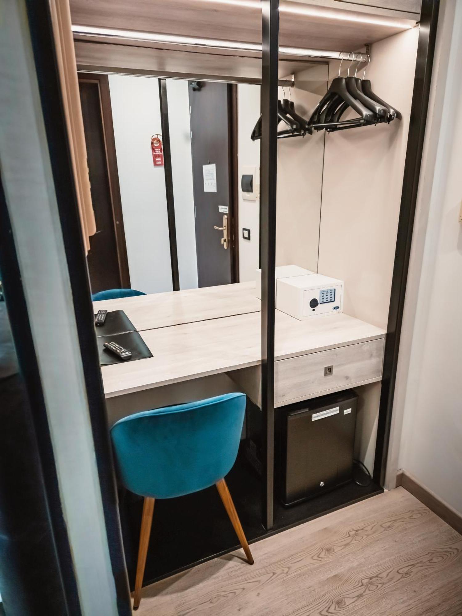 Art Hotel Milano Prato  Exterior photo